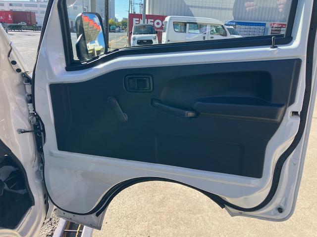 ハイゼットトラック スタンダード　５ＭＴ　エアコン　オーディオ　４ＷＤ（32枚目）