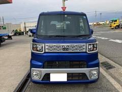 トヨタのピクシスメガが入荷しました。貴重な一台です。是非一度ご覧ください。 2