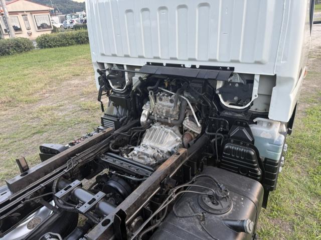 2011 Mitsubishi Fuso Canter – thumbnail 19