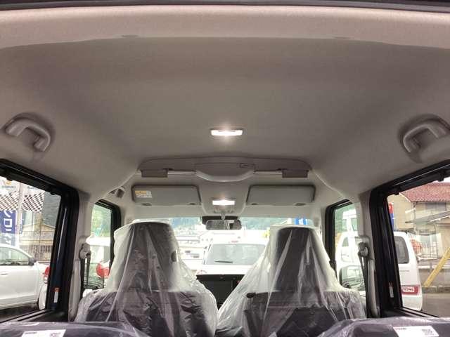 スペーシアカスタム カスタム　ＨＹＢＲＩＤ　ＸＳ　両側電動スライドドア　電動駐車ブレーキ　衝突被害軽減ブレーキ　低速時ブレーキサポート　車線維持支援機能　車線逸脱警報　踏み間違い防止機能　アダプティブクルーズコントロール　ＬＥＤヘッドライト　ステアリングヒーター（12枚目）