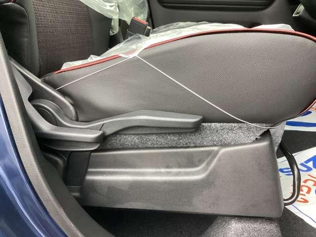 スペーシアカスタム カスタム　ＨＹＢＲＩＤ　ＸＳ　両側電動スライドドア　電動駐車ブレーキ　衝突被害軽減ブレーキ　低速時ブレーキサポート　車線維持支援機能　車線逸脱警報　踏み間違い防止機能　アダプティブクルーズコントロール　ＬＥＤヘッドライト　ステアリングヒーター（37枚目）