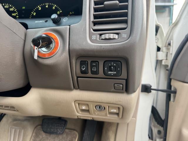 セルシオ B仕様eRバージョン10thアニバーサリED(13枚目)