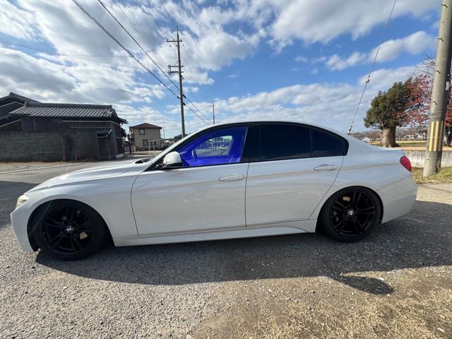 ３シリーズ ３２０ｉ　Ｍスポーツ（3枚目）