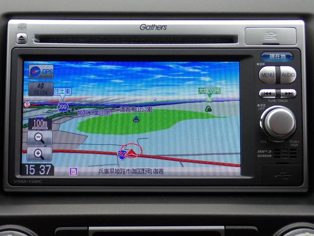 １．８Ｇ　後期型　５速ＭＴ　タイミングチェーン　禁煙車　社外１７インチアルミ　２０２２年製タイヤ　純正ナビ　ＥＴＣ　キーレス　スペアキー　スペアタイヤ　トランクスルー　オートエアコン　リアガラスフィルム(10枚目)