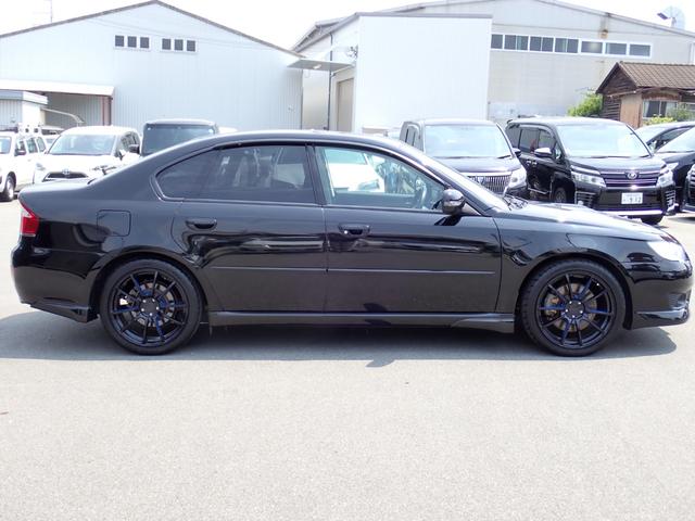 レガシィＢ４ ２．０ＧＴスペックＢ　アプライドモデル最終Ｆ型　６速ＭＴ　４ＷＤ　ＥＪ２０ターボエンジン　Ｒ５年１２月タイミングベルト交換済　サンルーフ　黒革シート　ビルシュタインサス　ＷＥＤＳ１８インチアルミ　マッキントッシュオーディオ（4枚目）