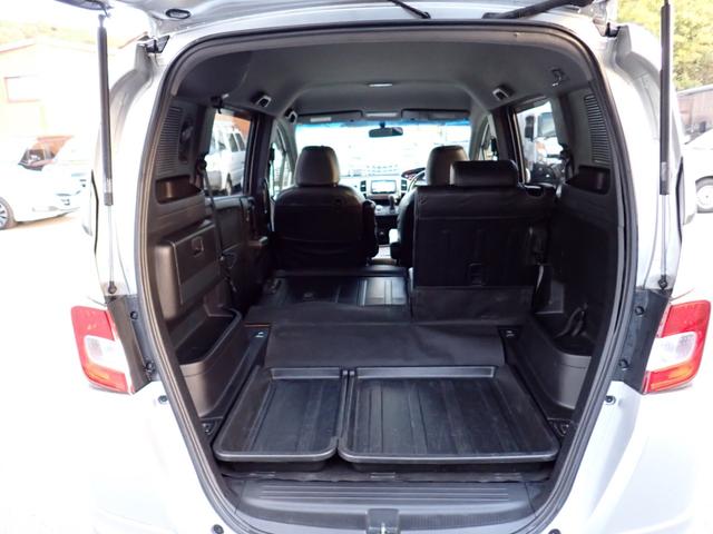 フリードスパイク ＧＬ　後期型　カロッツェリアナビ　ＣＤ　ＤＶＤ　ＳＤ　録音　Ｂｌｕｅｔｏｏｔｈオーディオ　フルセグ　走行中ＴＶ　ＥＴＣ　Ｂカメラ　ステリモ連動　スマートキー　両側電動ドア　ＨＩＤライト　フォグ　純正エアロ（14枚目）