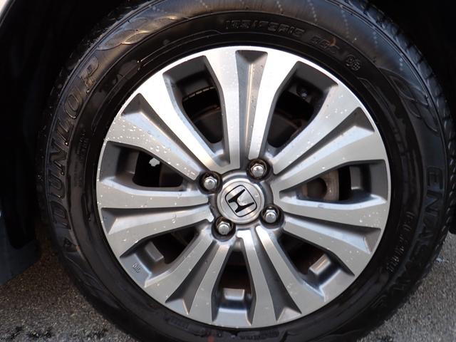 フリードスパイク ＧＬ　後期型　カロッツェリアナビ　ＣＤ　ＤＶＤ　ＳＤ　録音　Ｂｌｕｅｔｏｏｔｈオーディオ　フルセグ　走行中ＴＶ　ＥＴＣ　Ｂカメラ　ステリモ連動　スマートキー　両側電動ドア　ＨＩＤライト　フォグ　純正エアロ（19枚目）