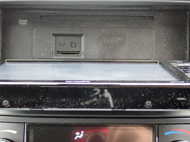 カローラアクシオ ハイブリッド　ＥＸ　カロッツェリアナビ　ＣＤ　ＤＶＤ　ＳＤ　ＡＵＸ　Ｂｌｕｅｔｏｏｔｈオーディオ　ＥＴＣ　Ｂカメラ　セーフティセンス衝突軽減ブレーキ　プッシュスタート　前後クリアランスソナー　オートエアコン　スペアタイヤ（28枚目）
