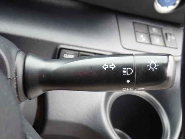 シエンタ ハイブリッド　ファンベースＸ　後期型　禁煙車　純正ナビＣＤ　ＤＶＤ　ＳＤ　録音　Ｂｌｕｅｔｏｏｔｈオーディオ　フルセグＴＶ　走行中ＴＶ　ＥＴＣ　Ｂカメラ　ステリモ連動　６スピーカー　純正ドラレコ　スマートキー２本　衝突軽減ブレーキ（34枚目）