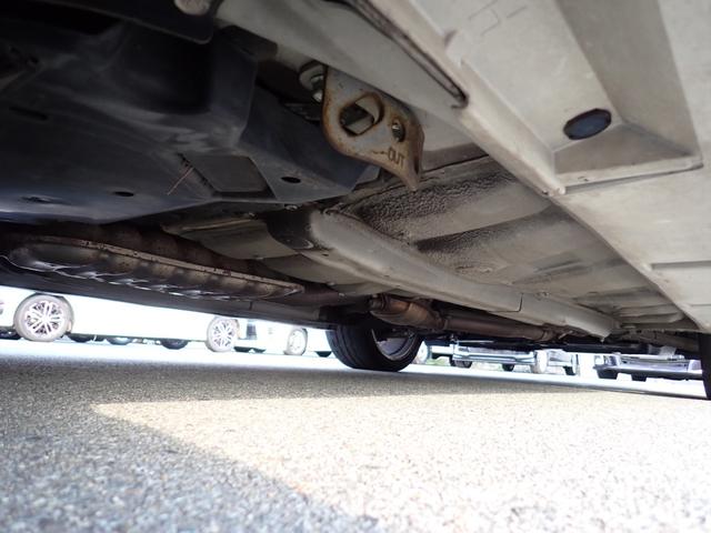 インプレッサ WRX STI Aライン タイプS 5速AT EJ25水平対向ターボエンジン300PS タイプS専用STIハーフレザーアルカンターラシート 純正18アルミ 純正ブースト計 カロッツェリアナビ ETC パドルシフト 純正4本出しマフラー(15枚目)