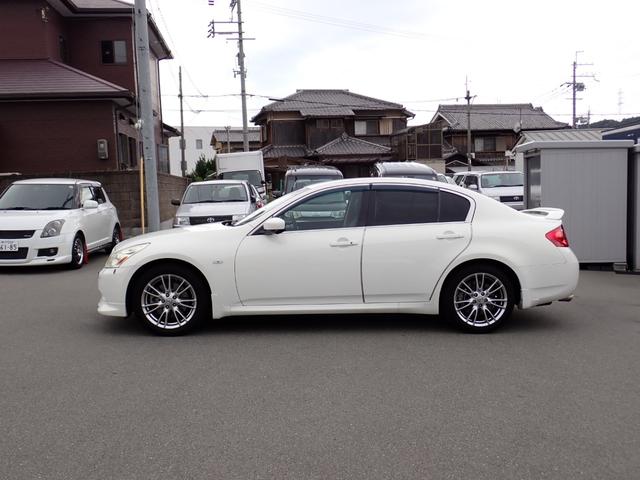 スカイライン 250GT タイプS 純正ナビ CD DVD 録音 フルセグTV 走行中TV ETC Bカメラ スマートキー 純正エアロ 純正リアウイング 純正18インチアルミ HIDライト ハーフレザーシート パワーシート 記録簿4枚(9枚目)