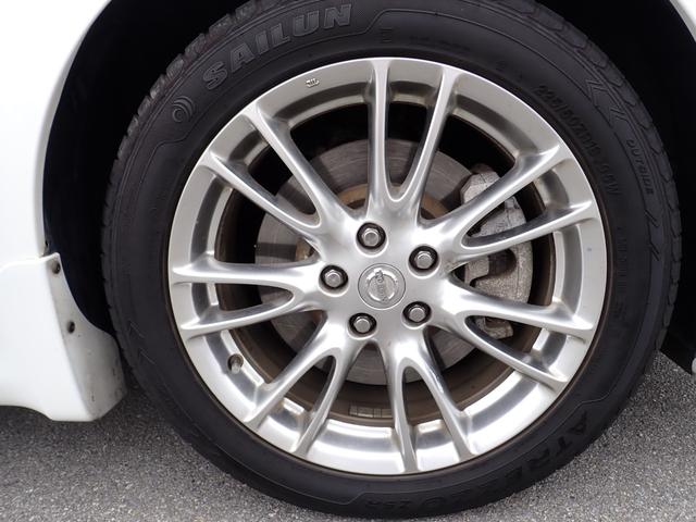 スカイライン 250GT タイプS 純正ナビ CD DVD 録音 フルセグTV 走行中TV ETC Bカメラ スマートキー 純正エアロ 純正リアウイング 純正18インチアルミ HIDライト ハーフレザーシート パワーシート 記録簿4枚(17枚目)