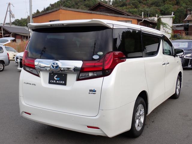 アルファードハイブリッド X 8人乗り 4WD ハイブリッド 純正ナビ ETC バックカメラ 両側電動ドア 前後クリアランスソナー スマートキー2本 LEDオートライト 前後オートエアコン リアゲートイージークローザー(6枚目)