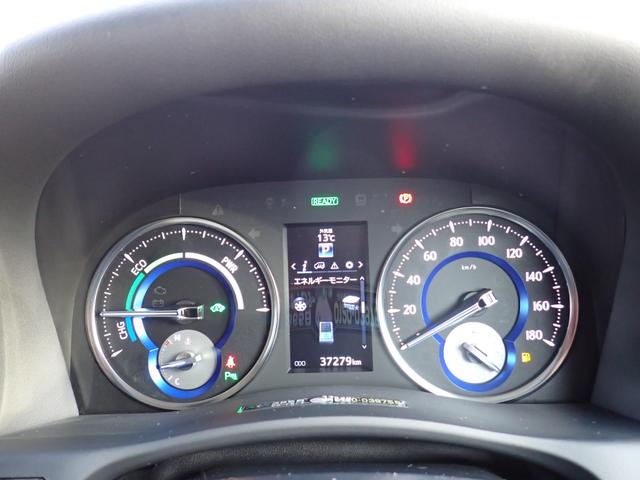アルファードハイブリッド X 8人乗り 4WD ハイブリッド 純正ナビ ETC バックカメラ 両側電動ドア 前後クリアランスソナー スマートキー2本 LEDオートライト 前後オートエアコン リアゲートイージークローザー(11枚目)