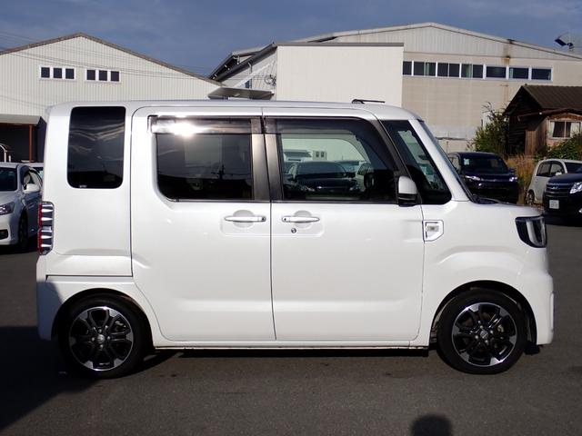 もちろん全国販売可能です。気になるお車の画像、装備内容や商談状況などメールでお送りすることもできますので是非気軽にお問合せください。