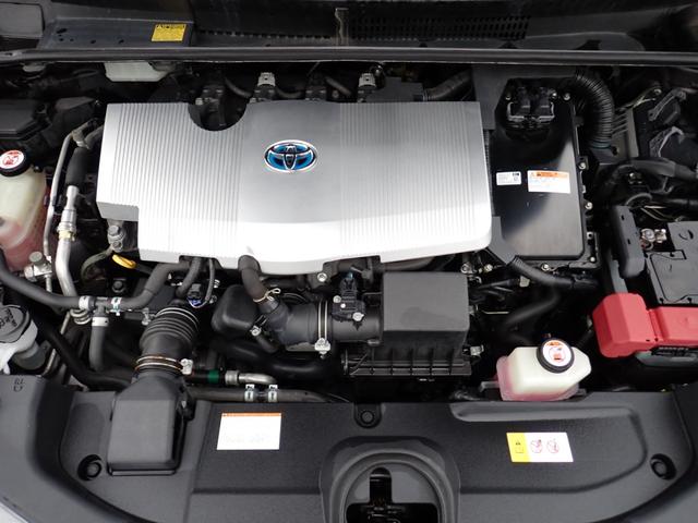 プリウス Ｓツーリングセレクション　モデリスタエアロ　アルパイン９インチナビ走行中ＴＶ　ＣＤ　ＤＶＤ　ＳＤ　Ｂｌｕｅｔｏｏｔｈオーディオ　フルセグ　ＥＴＣ　Ｂカメラ　ステリモ連動　ＵＳＢ給電　白革調シート　シートヒーター　スマートキー（17枚目）