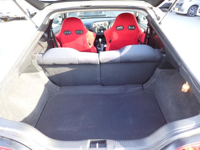 インテグラ タイプＲ　６速ＭＴ　Ｋ２０Ａエンジンタイミングチェーン　赤内装　純正レカロシート　レーシングギア車高調　ブレンボキャリパーブレーキ　社外マフラー　純正１７インチアルミ　純正エアロ　純正リアウイング（15枚目）