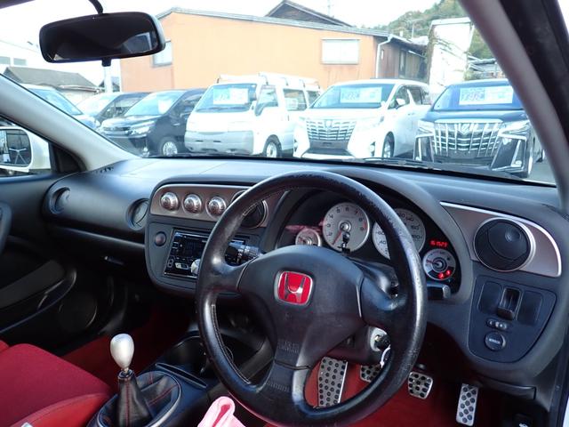 インテグラ タイプＲ　６速ＭＴ　Ｋ２０Ａエンジンタイミングチェーン　赤内装　純正レカロシート　レーシングギア車高調　ブレンボキャリパーブレーキ　社外マフラー　純正１７インチアルミ　純正エアロ　純正リアウイング（27枚目）