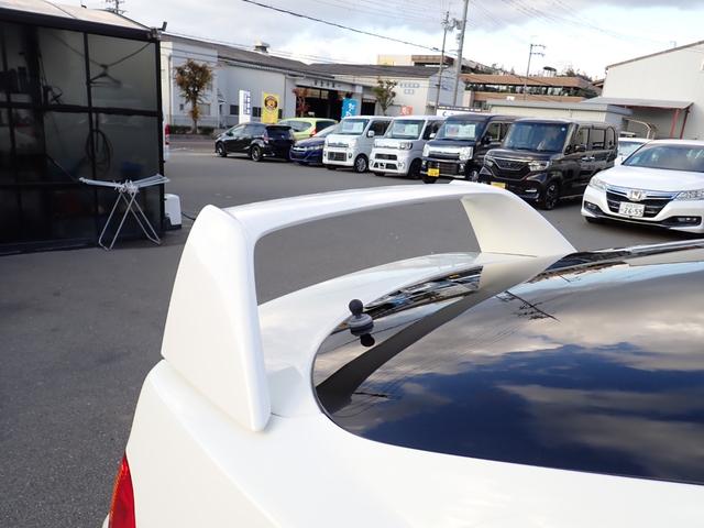 インテグラ タイプＲ　６速ＭＴ　Ｋ２０Ａエンジンタイミングチェーン　赤内装　純正レカロシート　レーシングギア車高調　ブレンボキャリパーブレーキ　社外マフラー　純正１７インチアルミ　純正エアロ　純正リアウイング（32枚目）