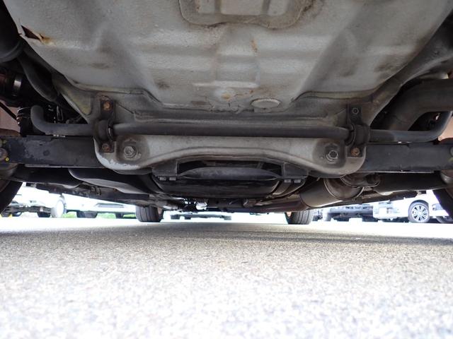 インテグラ タイプＲ　６速ＭＴ　Ｋ２０Ａエンジンタイミングチェーン　赤内装　純正レカロシート　レーシングギア車高調　ブレンボキャリパーブレーキ　社外マフラー　純正１７インチアルミ　純正エアロ　純正リアウイング（34枚目）