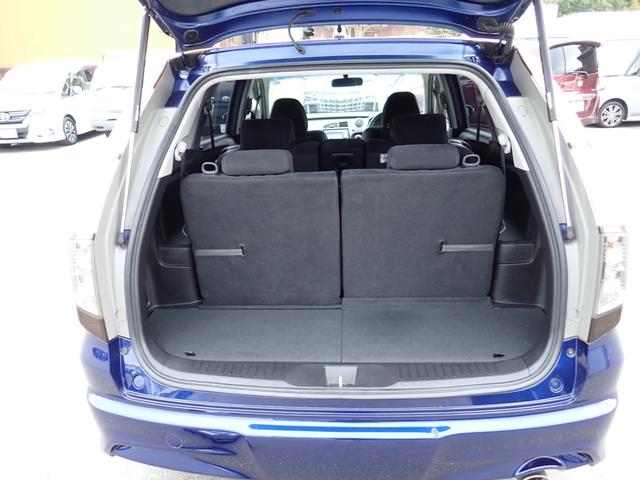 ストリーム ＲＳＺ　後期型　２０００ｃｃエンジン　ＣＶＴ　パドルシフト　タイミングチェーン　純正ナビ　ＣＤ　ＤＶＤ　ＳＤ　ＵＳＢ　ＴＶ　ＥＴＣ　バックカメラ　純正１７インチアルミ　ＨＩＤオートライト　オートエアコン（13枚目）