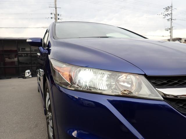 ストリーム ＲＳＺ　後期型　２０００ｃｃエンジン　ＣＶＴ　パドルシフト　タイミングチェーン　純正ナビ　ＣＤ　ＤＶＤ　ＳＤ　ＵＳＢ　ＴＶ　ＥＴＣ　バックカメラ　純正１７インチアルミ　ＨＩＤオートライト　オートエアコン（20枚目）