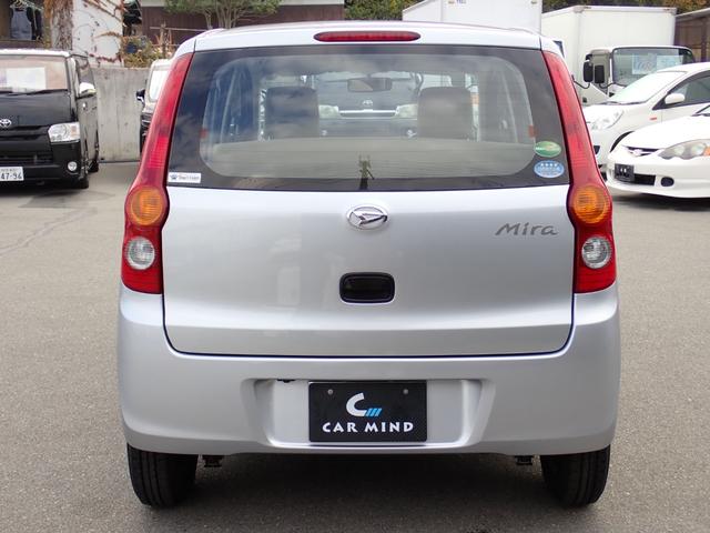 ミラ Ｘスペシャル　５速ＭＴ　ＫＦエンジンタイミングチェーン　純正ナビ　ＣＤ　ＤＶＤ　ＳＤ　Ｂｌｕｅｔｏｏｔｈオーディオ　フルセグＴＶ　走行中ＴＶ　バックカメラ　ブリジストン２０２４年製タイヤ　キーレス　スペアタイヤ（3枚目）