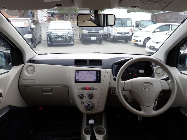 ミラ Ｘスペシャル　５速ＭＴ　ＫＦエンジンタイミングチェーン　純正ナビ　ＣＤ　ＤＶＤ　ＳＤ　Ｂｌｕｅｔｏｏｔｈオーディオ　フルセグＴＶ　走行中ＴＶ　バックカメラ　ブリジストン２０２４年製タイヤ　キーレス　スペアタイヤ（15枚目）