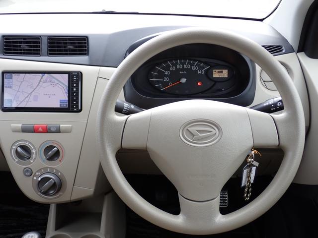 ミラ Ｘスペシャル　５速ＭＴ　ＫＦエンジンタイミングチェーン　純正ナビ　ＣＤ　ＤＶＤ　ＳＤ　Ｂｌｕｅｔｏｏｔｈオーディオ　フルセグＴＶ　走行中ＴＶ　バックカメラ　ブリジストン２０２４年製タイヤ　キーレス　スペアタイヤ（16枚目）