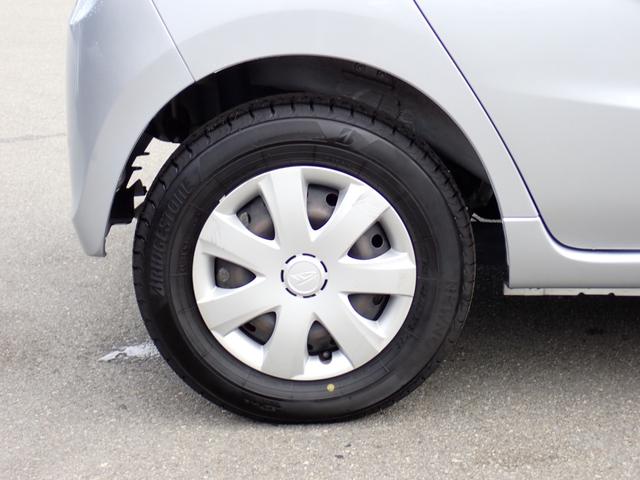 ミラ Ｘスペシャル　５速ＭＴ　ＫＦエンジンタイミングチェーン　純正ナビ　ＣＤ　ＤＶＤ　ＳＤ　Ｂｌｕｅｔｏｏｔｈオーディオ　フルセグＴＶ　走行中ＴＶ　バックカメラ　ブリジストン２０２４年製タイヤ　キーレス　スペアタイヤ（20枚目）