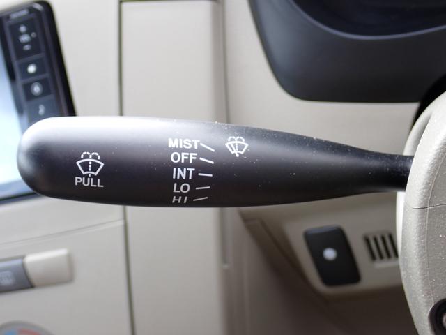 ミラ Ｘスペシャル　５速ＭＴ　ＫＦエンジンタイミングチェーン　純正ナビ　ＣＤ　ＤＶＤ　ＳＤ　Ｂｌｕｅｔｏｏｔｈオーディオ　フルセグＴＶ　走行中ＴＶ　バックカメラ　ブリジストン２０２４年製タイヤ　キーレス　スペアタイヤ（30枚目）