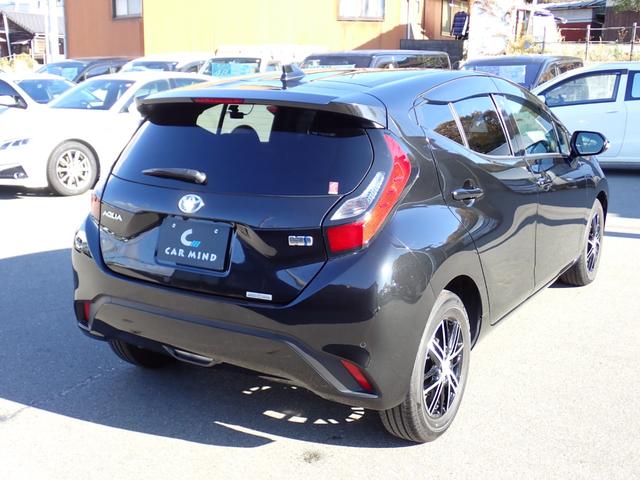 アクア Ｇ　純正ＯＰ１０．５インチディスプレイナビ　ＨＤＭＩ　ＭＩＲＡＣＡＳＴ　ＯＰ全方位カメラ　ＯＰシートヒーター＆ハンドルヒーター　ＥＴＣ　前後ドライブレコーダー　スマートキー　衝突軽減ブレーキ　社外アルミ（6枚目）