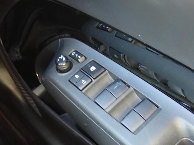 アクア Ｇ　純正ＯＰ１０．５インチディスプレイナビ　ＨＤＭＩ　ＭＩＲＡＣＡＳＴ　ＯＰ全方位カメラ　ＯＰシートヒーター＆ハンドルヒーター　ＥＴＣ　前後ドライブレコーダー　スマートキー　衝突軽減ブレーキ　社外アルミ（30枚目）