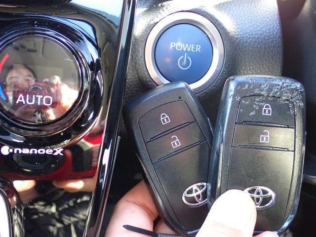 アクア Ｇ　純正ＯＰ１０．５インチディスプレイナビ　ＨＤＭＩ　ＭＩＲＡＣＡＳＴ　ＯＰ全方位カメラ　ＯＰシートヒーター＆ハンドルヒーター　ＥＴＣ　前後ドライブレコーダー　スマートキー　衝突軽減ブレーキ　社外アルミ（31枚目）