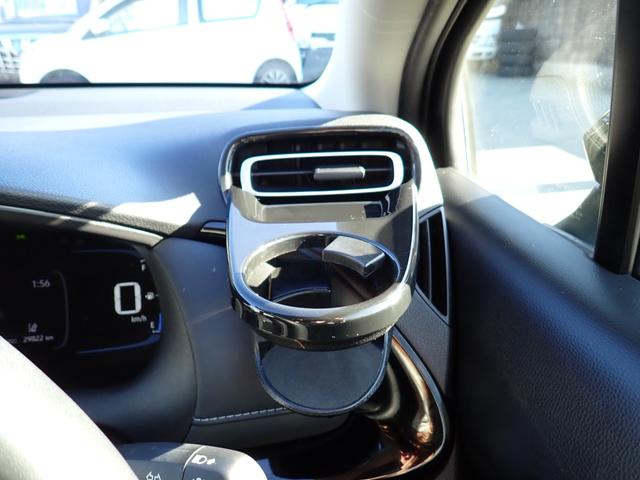 アクア Ｇ　純正ＯＰ１０．５インチディスプレイナビ　ＨＤＭＩ　ＭＩＲＡＣＡＳＴ　ＯＰ全方位カメラ　ＯＰシートヒーター＆ハンドルヒーター　ＥＴＣ　前後ドライブレコーダー　スマートキー　衝突軽減ブレーキ　社外アルミ（37枚目）