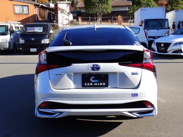 プリウス Ｓツーリングセレクション　後期型　モデリスタエアロ　純正９インチハイレゾ音源対応ナビ走行中ＴＶ　全方位カメラ　ＥＴＣ２．０　純正ドラレコ　スマートキー２本　黒革調シート　シートヒーター　純正ＯＰデジタルインナーミラー（6枚目）