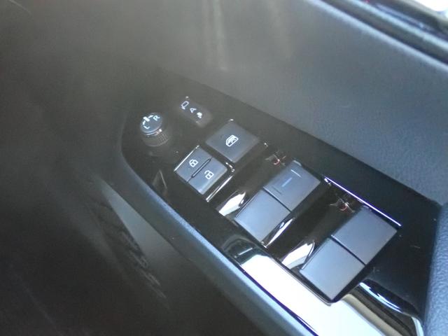 プリウス Ｓツーリングセレクション　後期型　モデリスタエアロ　純正９インチハイレゾ音源対応ナビ走行中ＴＶ　全方位カメラ　ＥＴＣ２．０　純正ドラレコ　スマートキー２本　黒革調シート　シートヒーター　純正ＯＰデジタルインナーミラー（31枚目）