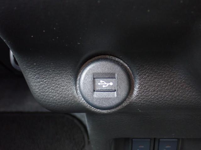 ハスラー ＪスタイルＩＩ　ツートンルーフ　純正９インチナビ　ＣＤ　ＤＶＤ　Ｂｌｕｅｔｏｏｔｈオーディオ　フルセグＴＶ　ＥＴＣ　全方位カメラ　コムテック前後ドラレコ　ステリモ　前席シートヒーター　スマートキー　衝突軽減ブレーキ（29枚目）