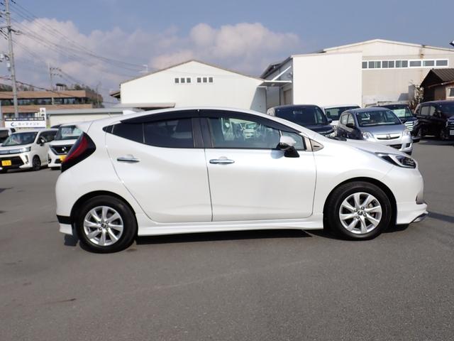 アクア Z モデリスタエアロ 合成皮革パッケージ 純正10.5インチディスプレイナビ 全方位カメラ ETC 前後ドラレコ ハーフレザーシート パワーシート シートヒーターハンドルヒーター 衝突軽減ブレーキ BSM(5枚目)