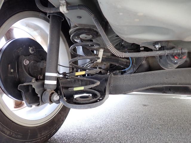 アクア Z モデリスタエアロ 合成皮革パッケージ 純正10.5インチディスプレイナビ 全方位カメラ ETC 前後ドラレコ ハーフレザーシート パワーシート シートヒーターハンドルヒーター 衝突軽減ブレーキ BSM(14枚目)