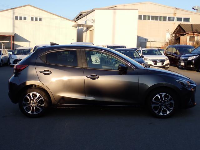 デミオ XDツーリング 6速MT ディーゼルターボ(4枚目)