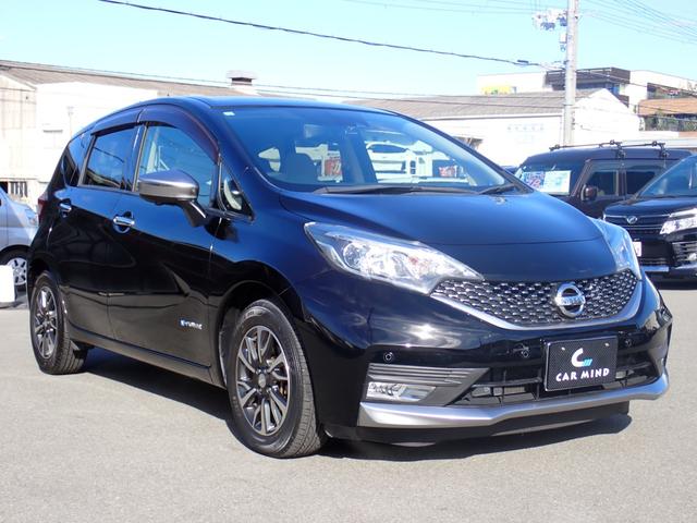 ノート ｅ－パワー　Ｘ　モード・プレミア　リア修復　特別仕様車モードプレミア専用インテリアグレージュ×ブラウンコンビシート　専用オーテック１５インチアルミ　純正ナビ走行中ＴＶ　全方位カメラ　ＥＴＣ　純正ドラレコ　スマートキー　衝突軽減ブレーキ（6枚目）