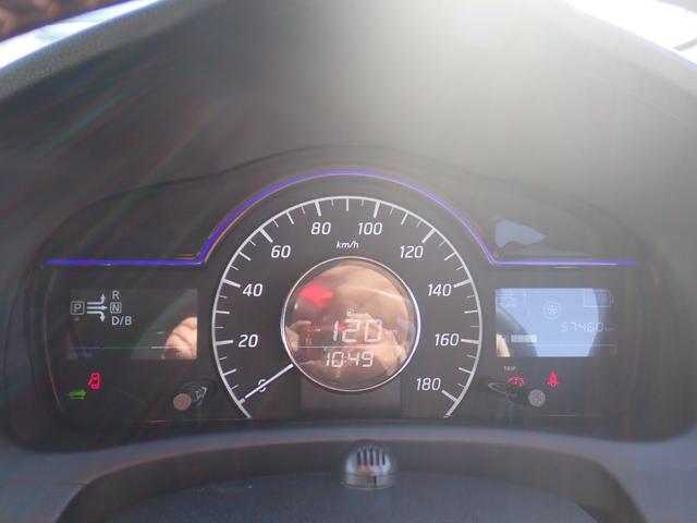 ノート ｅ－パワー　Ｘ　モード・プレミア　リア修復　特別仕様車モードプレミア専用インテリアグレージュ×ブラウンコンビシート　専用オーテック１５インチアルミ　純正ナビ走行中ＴＶ　全方位カメラ　ＥＴＣ　純正ドラレコ　スマートキー　衝突軽減ブレーキ（32枚目）