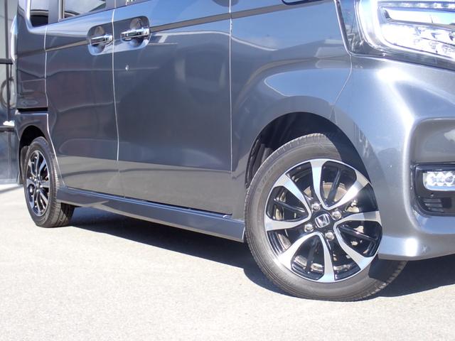 N-BOXカスタム G・スロープLホンダセンシング 福祉車両 車いす仕様車 スローパー リモコン付き電動ウインチ 純正8インチプレミアムインターナビ走行中TV ETC Bカメラ 純正ドラレコ 左電動ドア 右イージークローザードア スマートキー(19枚目)