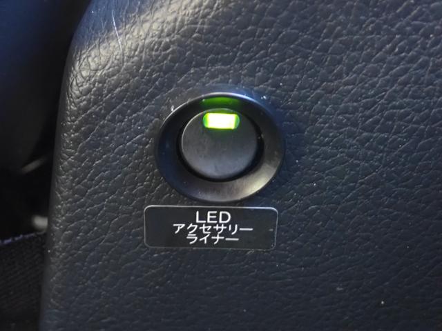 インプレッサスポーツ １．６ｉ－Ｌ　ブラックレザーセレクション　５速ＭＴ　４ＷＤ　アプライドモデル最終Ｅ型　ＯＰスマートキー２本　ＯＰＨＩＤライト＆フォグ＆アクセサリーライナー　純正フルセグナビ走行中ＴＶ　ＥＴＣ　Ｂカメラ　前後ドラレコ（34枚目）