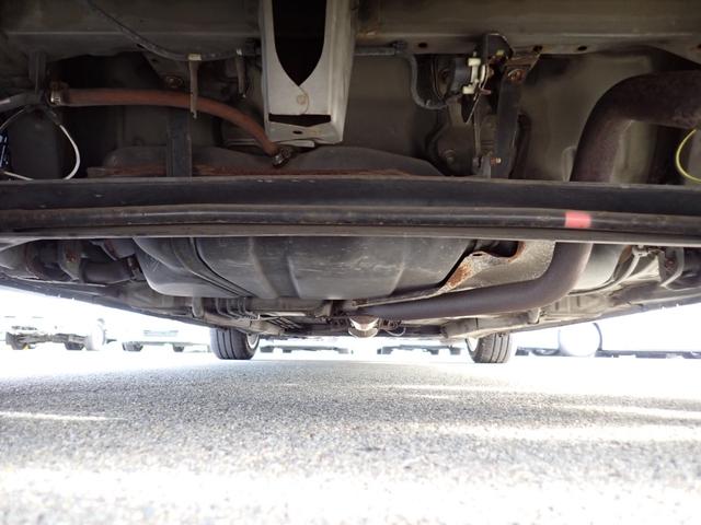 カローラランクス Ｚ　エアロツアラー　後期最終型　６速ＭＴ　２ＺＺ－ＧＥエンジン　ＶＶＴＬ－Ｉ　１９０ＰＳ　タイミングチェーン　純正ＯＰエアロパーツ　ＴＲＤローダウンサスペンションキット　ＲＡＹＳ１６インチアルミ　ＨＩＤライト　フォグ（13枚目）