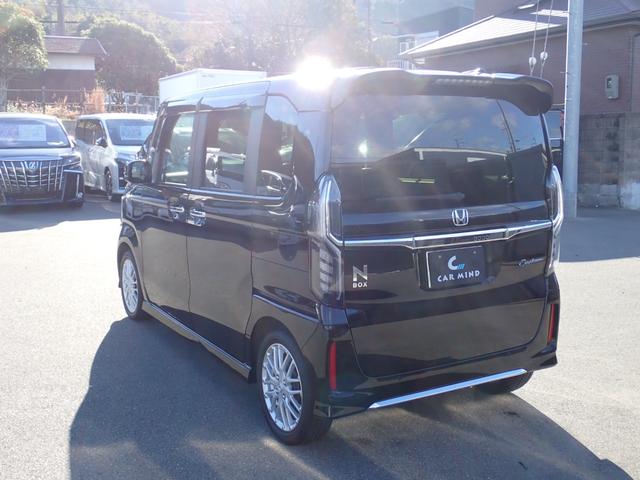 Ｎ－ＢＯＸカスタム Ｌターボ　後期型　純正８インチプレミアムインターナビ走行中ＴＶ　ＥＴＣ　Ｂカメラ　純正前後ドライブレコーダー　ＵＳＢ給電　純正ＯＰデジタルインナーミラー　両側電動ドア　衝突軽減ブレーキ　電子パーキングブレーキ（8枚目）