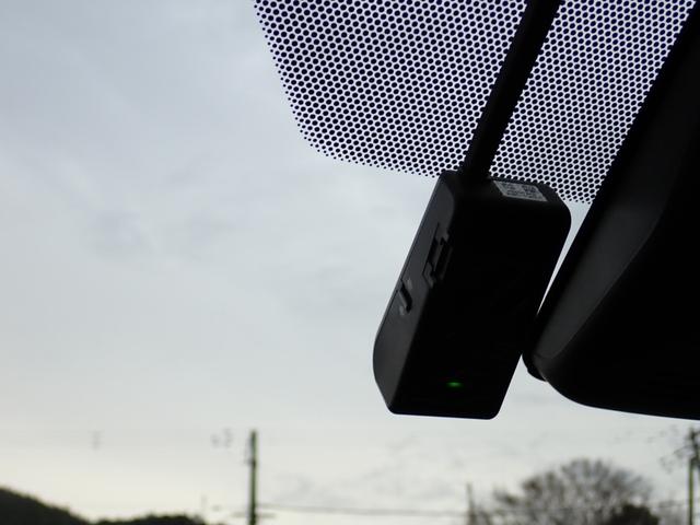 ヤリス ハイブリッドＧ　純正ＯＰ９インチディスプレイナビ　ＯＰシート＆前席シートヒーター　　ワンオーナー禁煙車　トヨタメンテナンス車両記録簿６枚　ＥＴＣ　Ｂカメラ　純正ドラレコ　ＬＥＤオートライト　衝突軽減ブレーキ（27枚目）