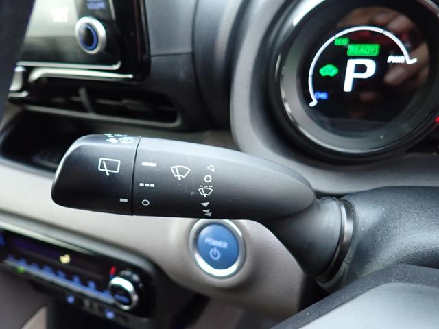 ヤリス ハイブリッドＧ　純正ＯＰ９インチディスプレイナビ　ＯＰシート＆前席シートヒーター　　ワンオーナー禁煙車　トヨタメンテナンス車両記録簿６枚　ＥＴＣ　Ｂカメラ　純正ドラレコ　ＬＥＤオートライト　衝突軽減ブレーキ（38枚目）