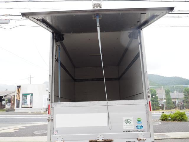 アトラストラック 　１．３５ｔ　ドライバン　５速マニュアル　ディーゼルターボ　新品シートカバー　跳ね上げゲート　電格ミラー　キーレス　荷台内寸　長さ３０２ｃｍ　幅１６４ｃｍ　高さ１９５ｃｍ（18枚目）